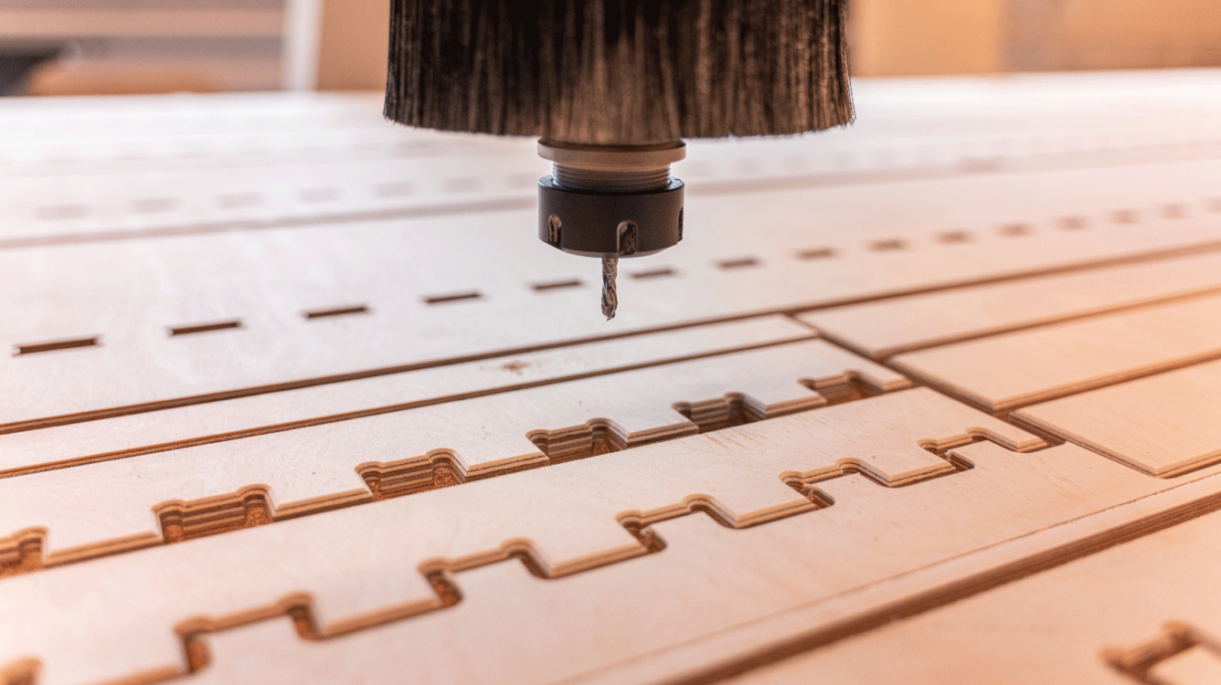 Znakowanie drewna i powierzchni drewnopodobnych. - znakowanie drewna Boltmark na ploterze CNC 0001 AdobeStock 291288777