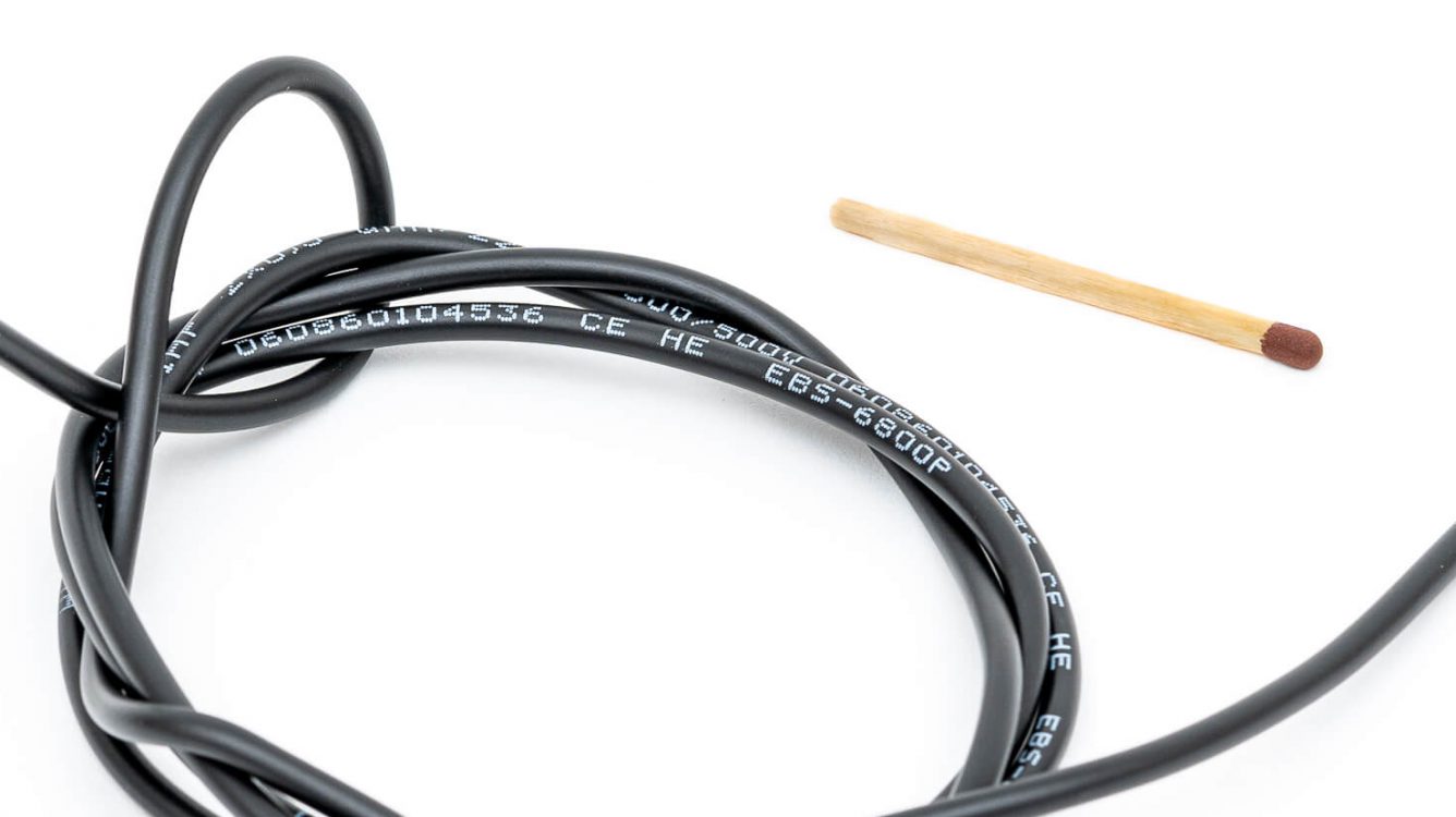 Przemysł kablowy - kabel czarny biały wydruk EBS 6800P DSC00061 e1601029005533